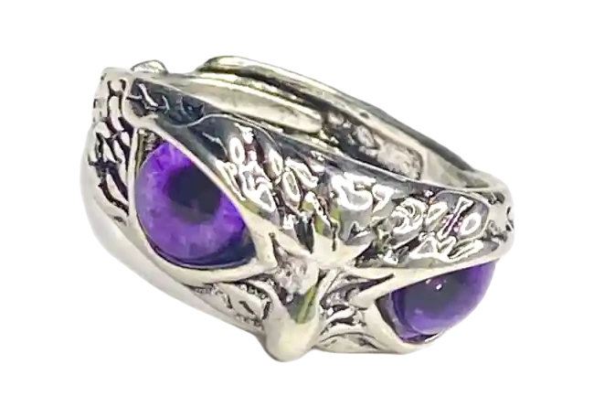 Anillo Búho Ojos Morados, fotografía del catálogo Draco