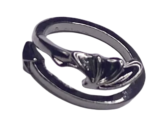 Anillo Cola de la Bestia Alada Oscura, fotografía del catálogo Draco