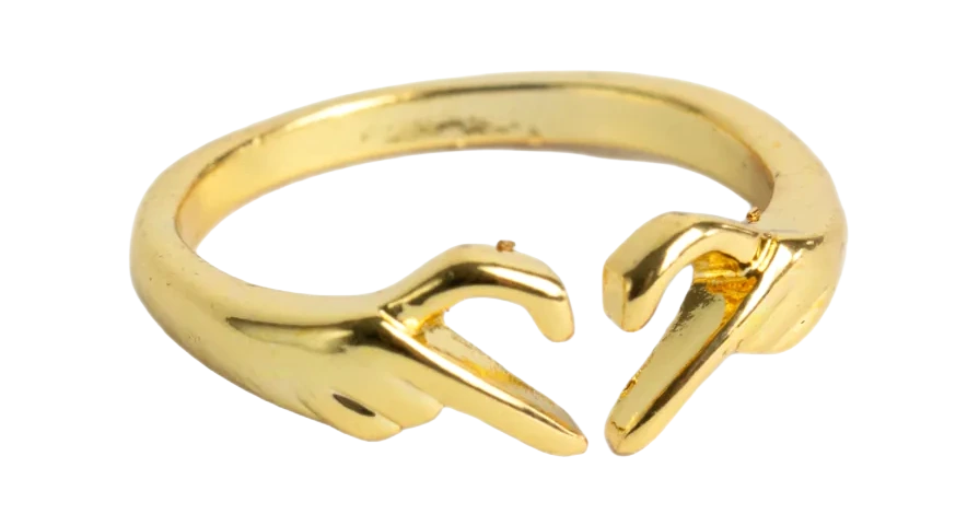 Anillo Latido Estelar de Dos Almas Dorado, fotografía del catálogo Draco